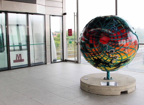 Baltic Cruise Kbh Kastrup kunst Wormholes Jonas Pihl