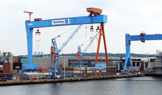 Baltic cruise Kiel cranes