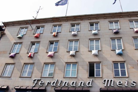 Baltic Cruise Kiel linen shop