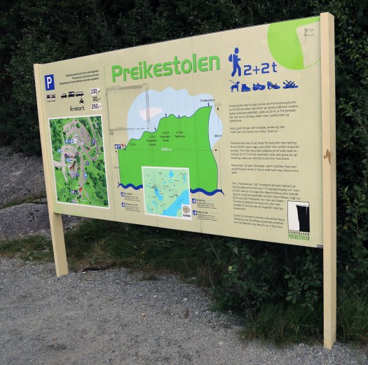 Preikestolen map Norge foto Marina Aagaard