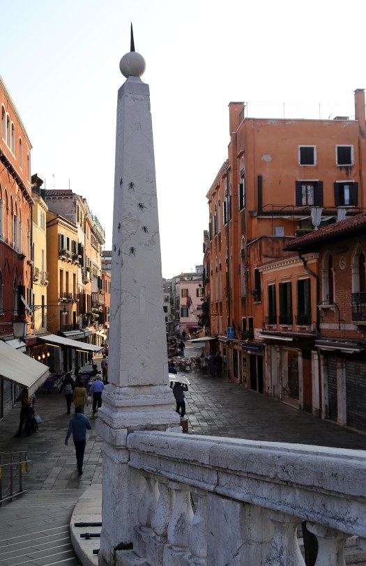 Venedig søjle med myrer foto Marina Aagaard