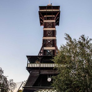 Zoo-taarn_aften_foto_Henrik_Elstrup Zoo-taarn_aften_foto_Henrik_Elstrup